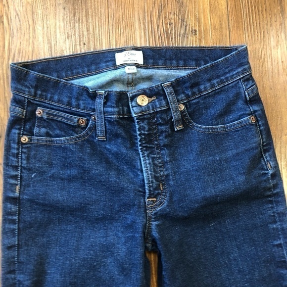 𝅺j. Crew Toothpick 8” Rise Jeans Size 27 - Picture 6 of 14